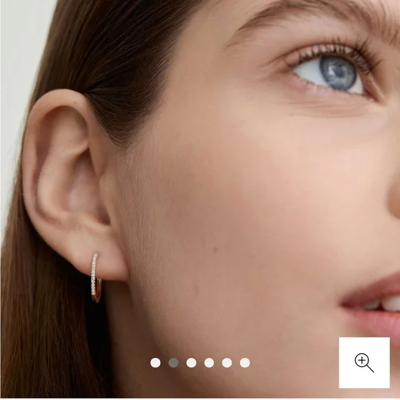 Mejuri Pavé Diamond Small Hoops - Picture 2 of 12